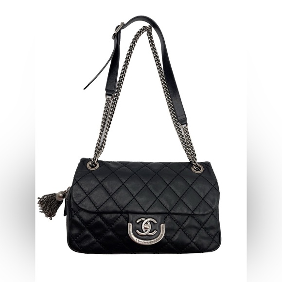 ✨$3799✨ Chanel Black Medium Calfskin Paris-Edinburgh Coco Sporran Flap - Picture 2 of 12